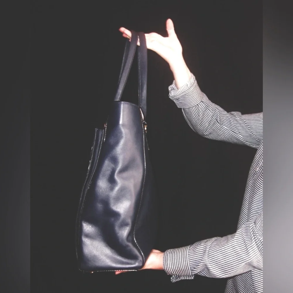 Kate Spade Hampton Road Smooth Navy Leather Davis Tote